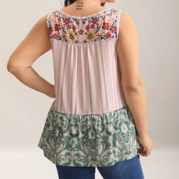 Striped Print Spliced Ruffled Tank Top - - Picture 2 of 6